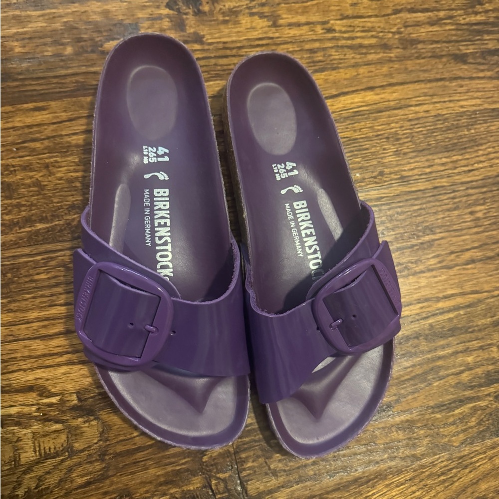Women purple Birkenstock, size 10/ 10.5 (41)